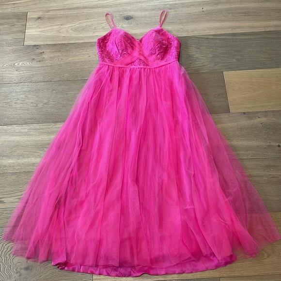 Azazie Layla Dress In Pink/Fuchsia Size A14 - Picture 8 of 16